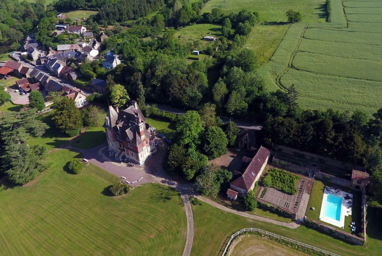 Gîte Les Ecuries du Manoir de Bénédicte Cahan Exterior foto